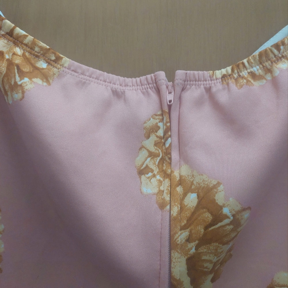 CHARLOTTE RUSSE - Picture 5 of 7